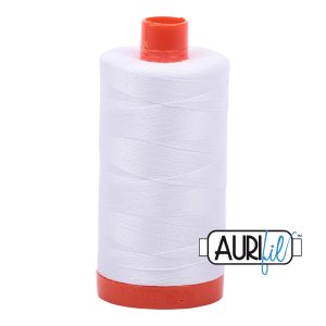 Aurifil tvinni - litur 2024